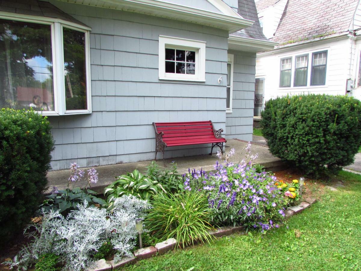 Whirlpool Cottage ナイアガラフォールズ エクステリア 写真